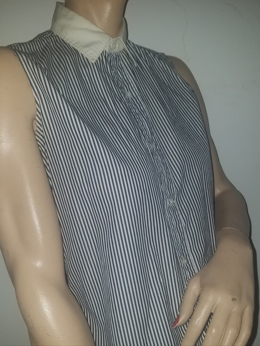 Ralph Lauren Sleeveless Navy & White Striped Collared Shirt Size 6
